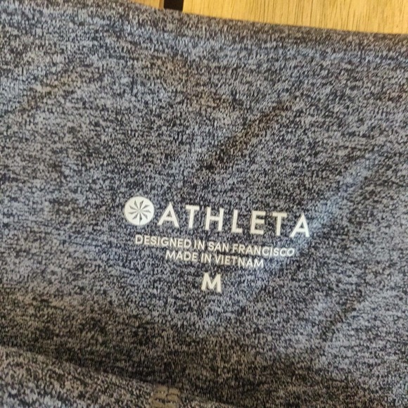 Athleta Women's Athletic Leggings Gray Size M Cropped Activewear. - Picture 6 of 7